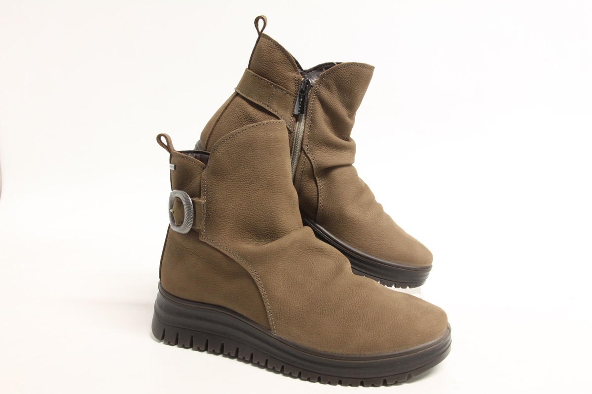Stacks Image 11334